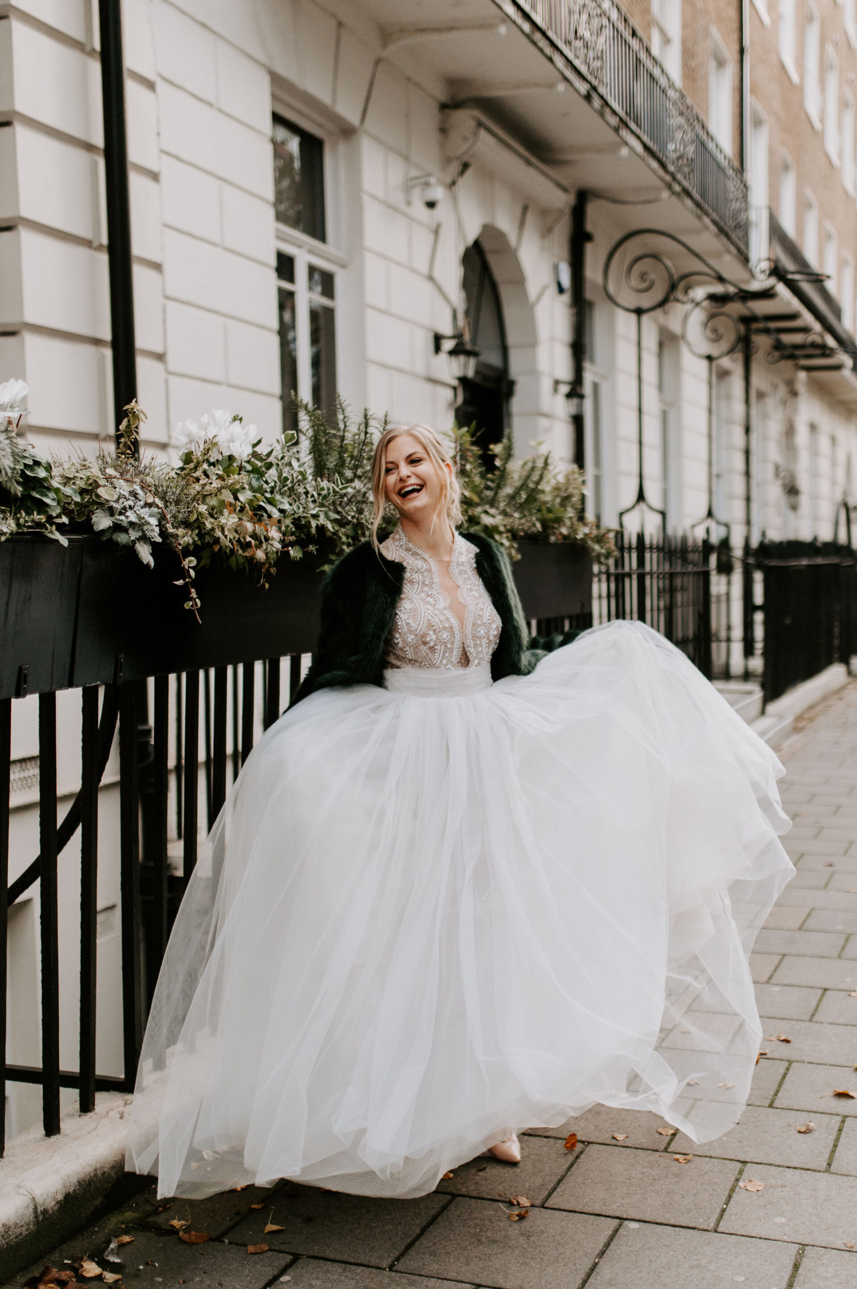 London Bridal Shoot - Laura Williams Photography - 23.jpg